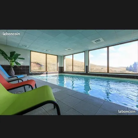 Grand Piscine Apartament